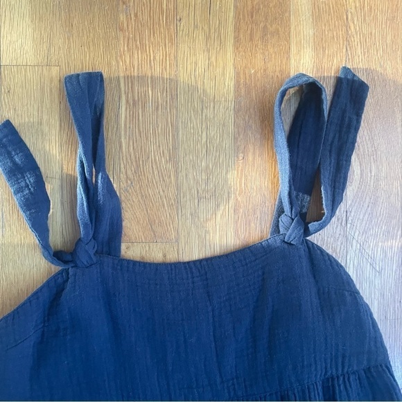 Madewell Gauze overalls Navy tie shoulder straps. Size 00. - Picture 6 of 7
